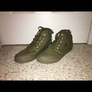 High top tennis shoes